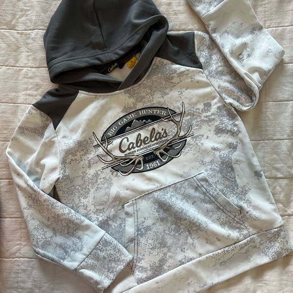 Cabela's Shirts & Tops Cabela Hunting Gray Camo Outdoor Hoodie Kids